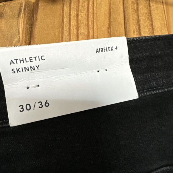 American Eagle Black Jeans Men's 30x36 Athletic Skinny‎ AirFlex Distressed NWT - Picture 6 of 10